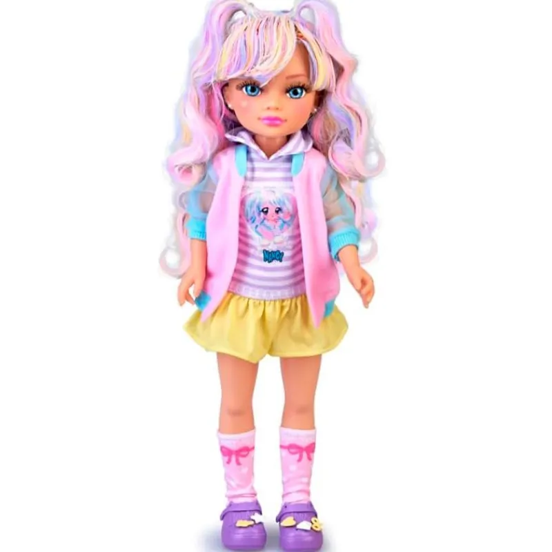 FAMOSA Muñecas-Nancy Charms in Style Muñeca