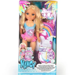 FAMOSA Muñecas-Nancy un Día con Toalla Mágica